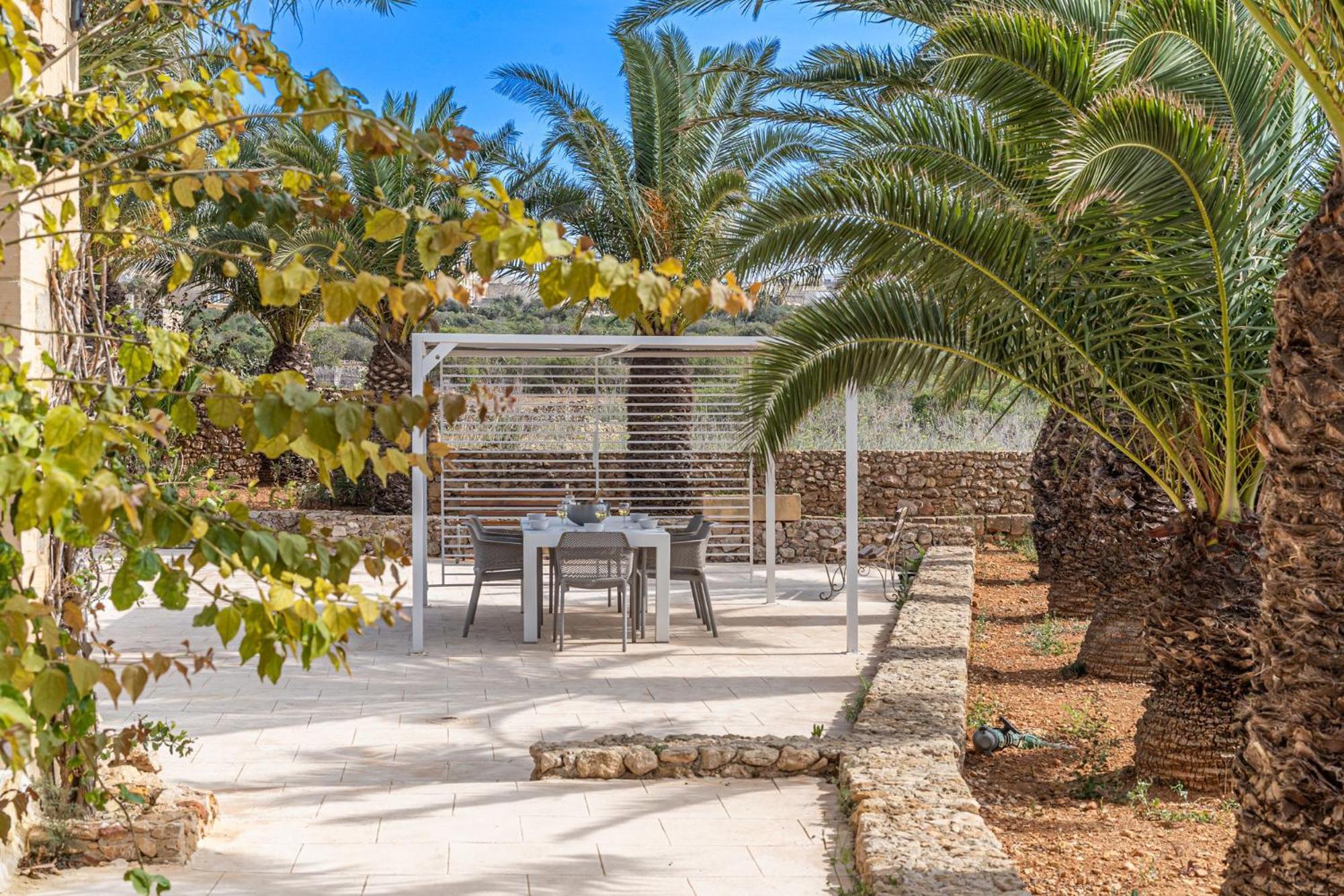 Sinjura Holiday Home 沙拉 外观 照片